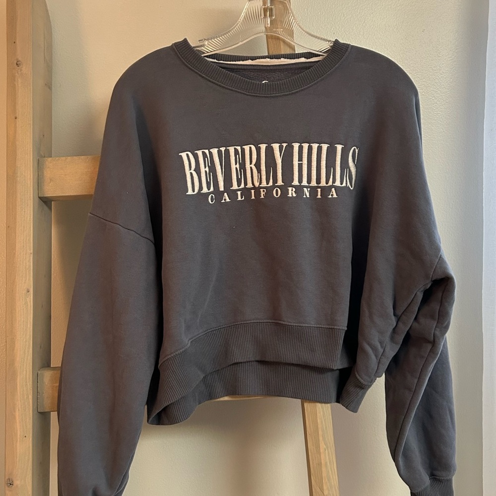 Hollister cropped crewneck